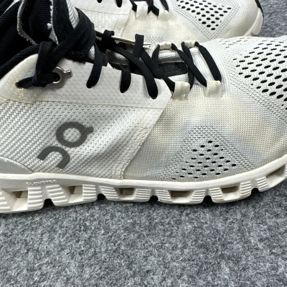 On Running Shoes Womens Size 8.5 White CloudTec Running Sneakers Athletic Mesh